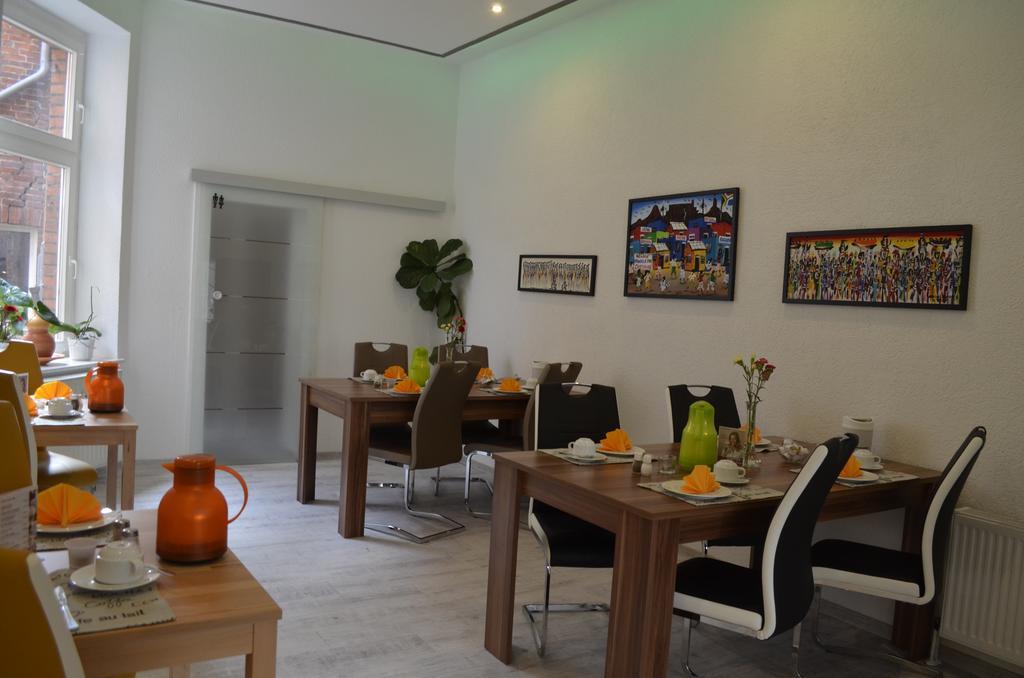 Apartment-Hotel Schillerplatz วิทเทนเบิร์ก ภายนอก รูปภาพ