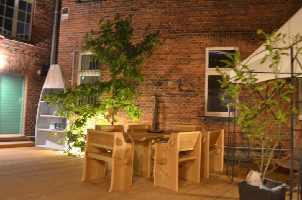Apartment-Hotel Schillerplatz วิทเทนเบิร์ก ภายนอก รูปภาพ